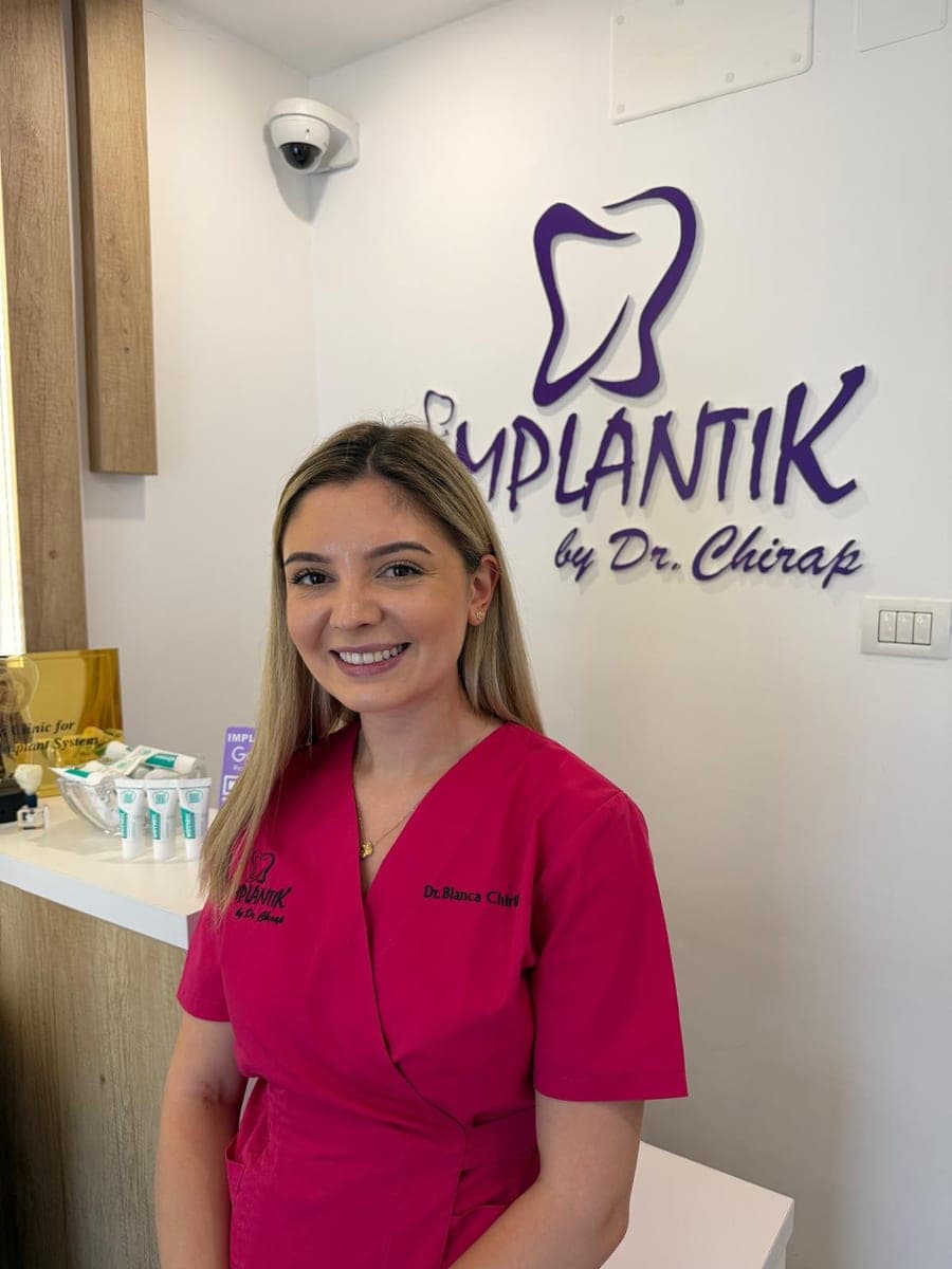 Dr. Bianca-Ioana Mihălcuț-Chirilă — dentist, Implantik Iași